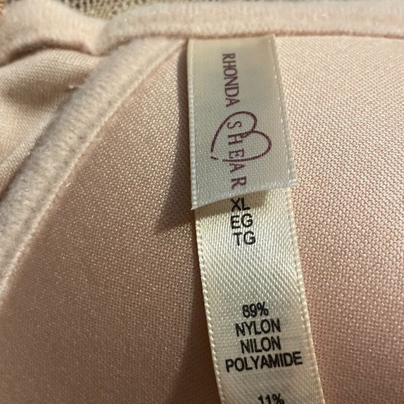 SzXL 2 Rhonda Shear Jacquard Molded Cup Bras - Picture 7 of 8